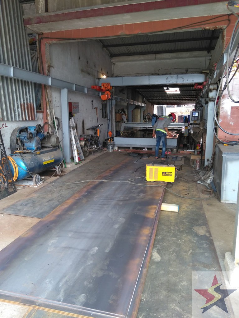 Cơ Khí Sao Việt, Gia công cắt sắt tấm cnc tại Bình Chánh TPHCM, Gia công chấn thép tấm