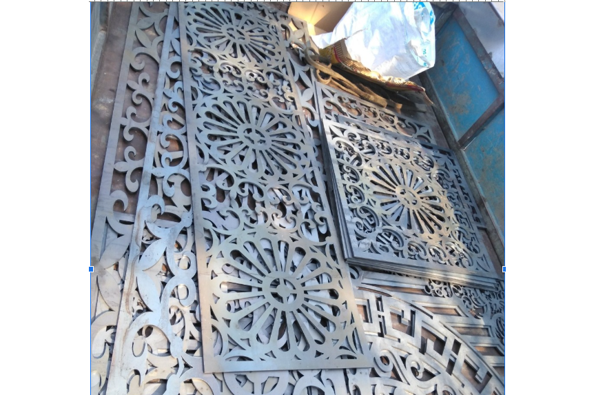 Công ty Cơ Khí Sao Việt, Gia công kim loại tấm, Lô hàng lan can sắt tấm cắt CNC, công nghệ cắt CNC plasma, mẫu lan can sắt tấm đa dạng