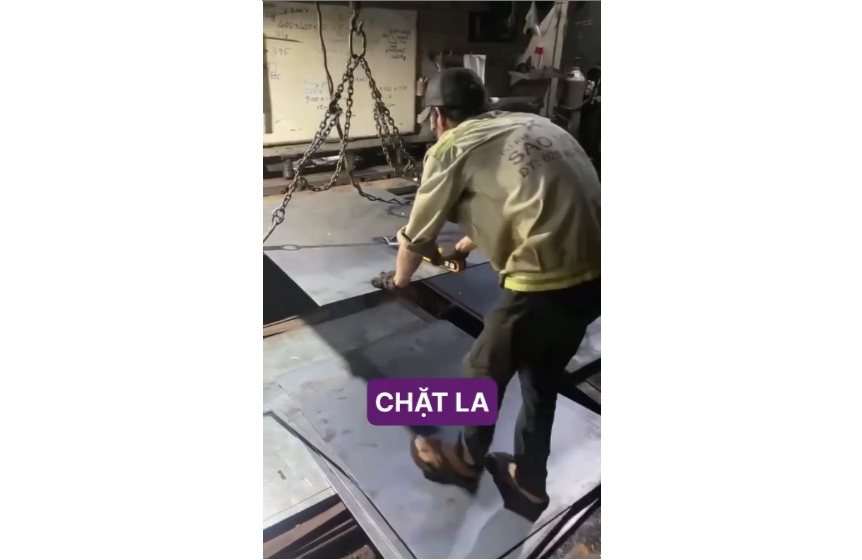 Gia Công Chấn Thép Tấm, bản mã liên kết dầm cột, tai cẩu, chi tiết thang thép, và các cấu kiện thép hình chấn gấp theo yêu cầu